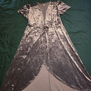 Xhilaration Shimmering Gray Velvet Dress Womens Medium